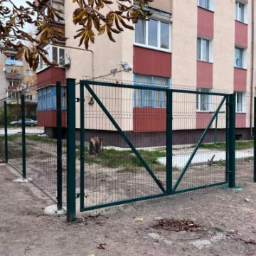 Секційні огорожі для ОСББ у м. Коростень